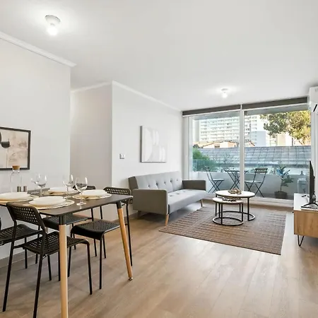 Modern And Comfortable Apartment